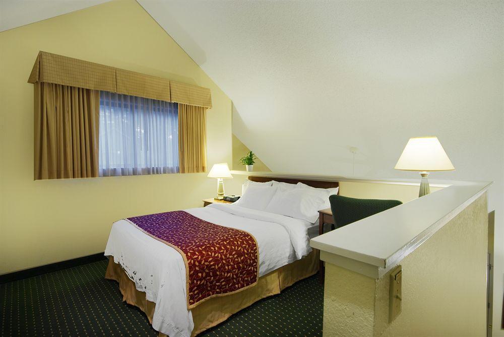 Residences at Daniel Webster Merrimack Zimmer foto