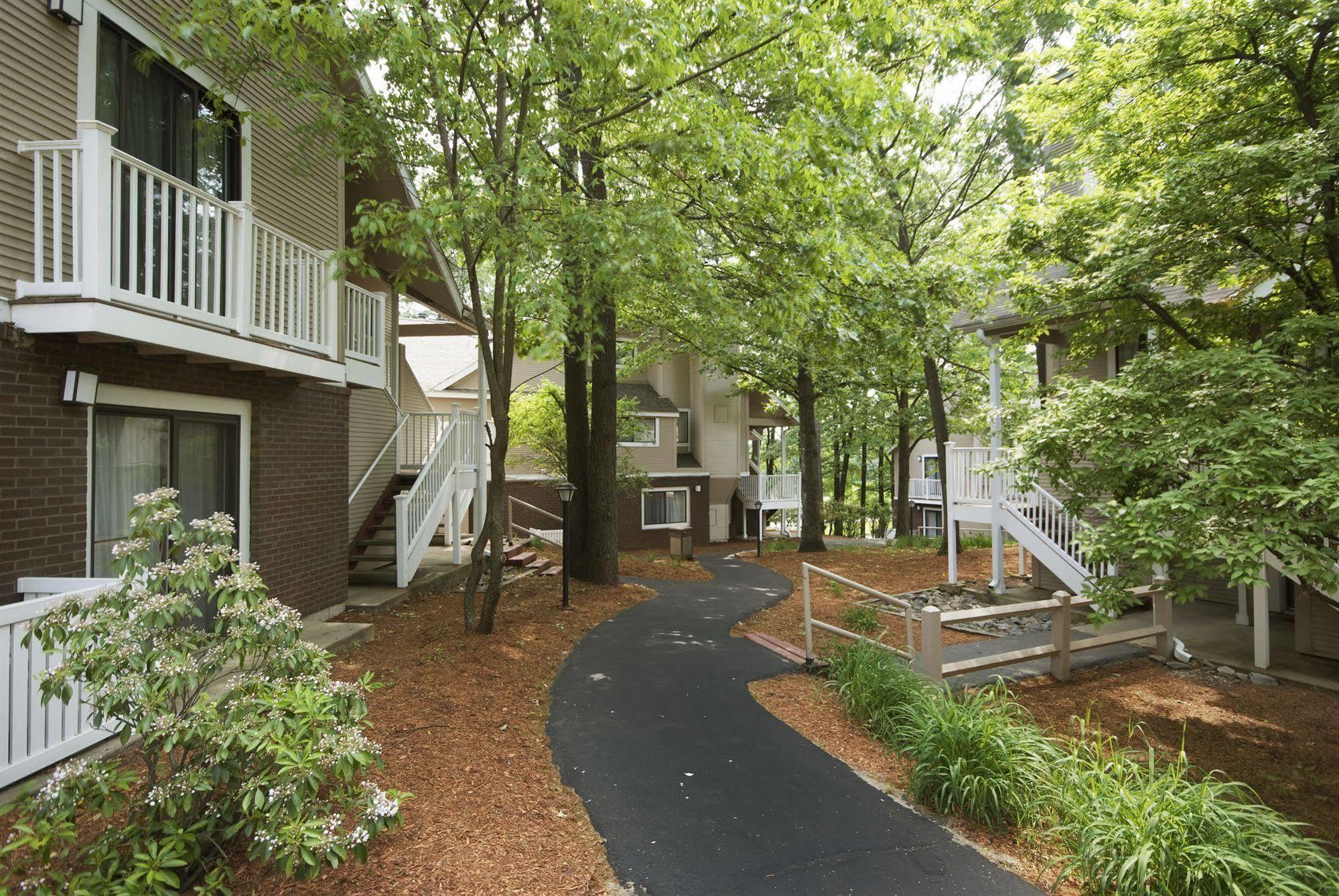 Residences at Daniel Webster Merrimack Exterior foto