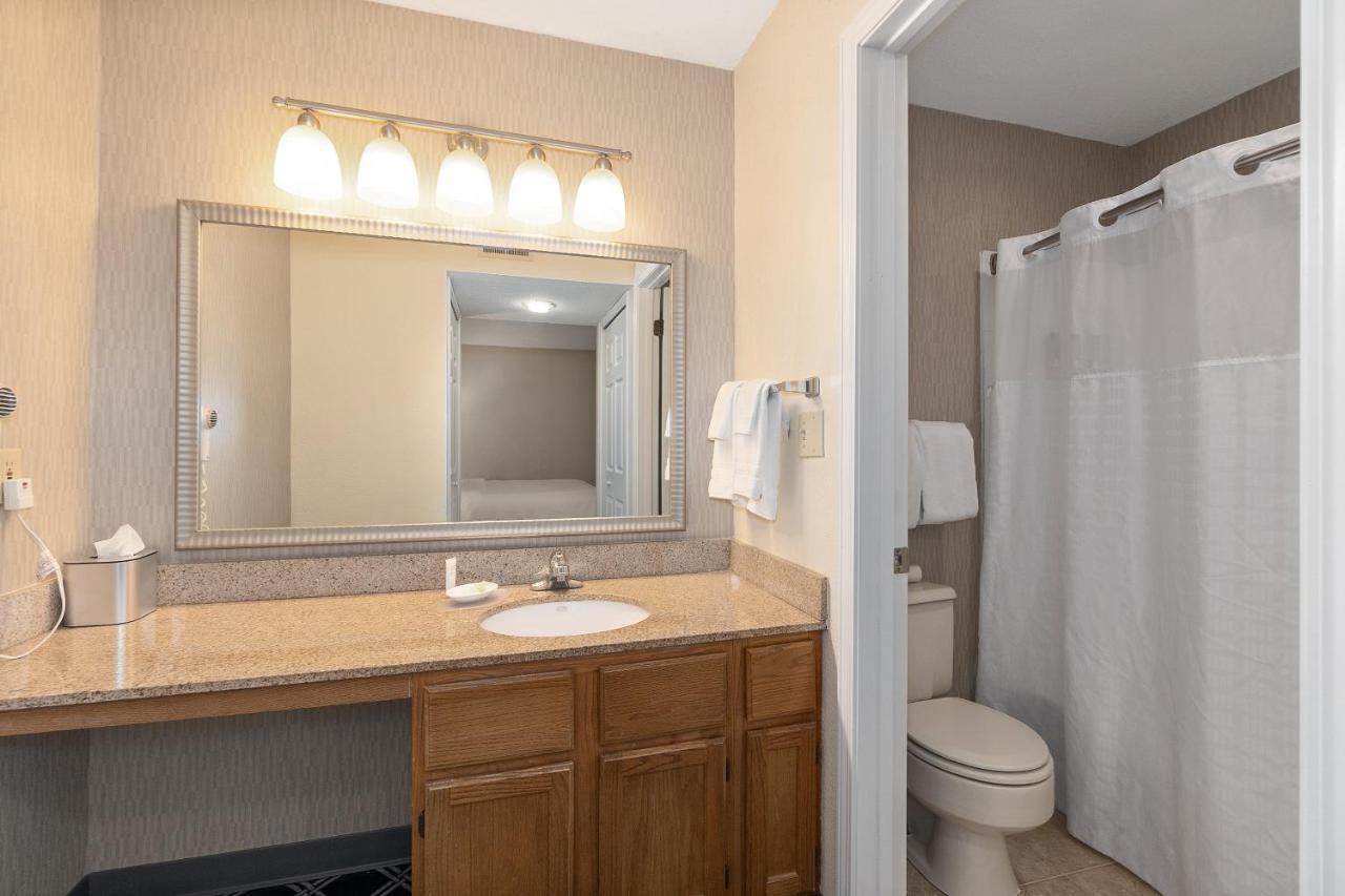 Residences at Daniel Webster Merrimack Exterior foto